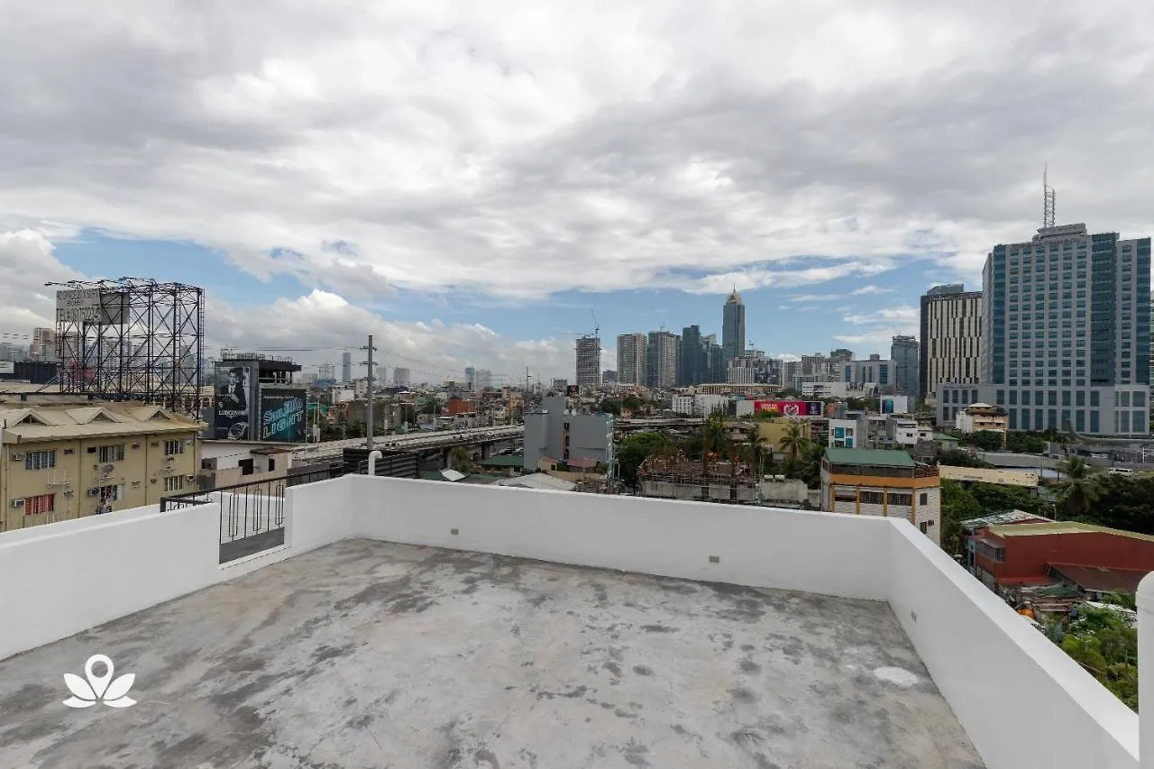Отель Zen Rooms Marvelle Studios Bgc Манила